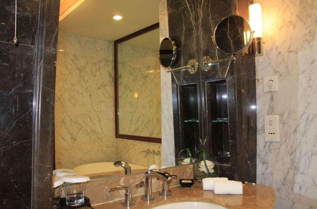 Grand Oriental Hotel Dongguan  Kamer foto