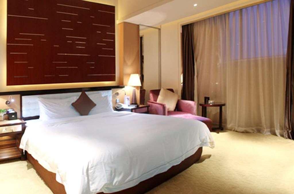 Grand Oriental Hotel Dongguan  Kamer foto